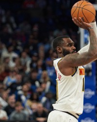 开云体育网站-下半场拿到15分！小哈达威14中5拿到17分4板2助