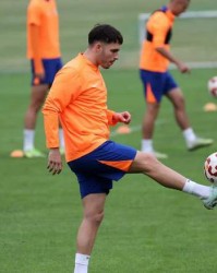 开云体育-洛佩斯转投西乙，泰山腾出外援名额，锻炼彭啸有功 邦本重返辽宁