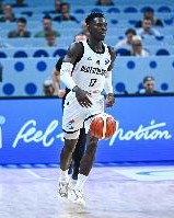 开云体育-没手感！施罗德半场10投仅3中拿到10分4助 三分4中0