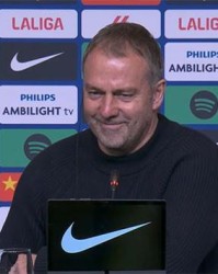 开云体育网站-弗里克：不会告诉你我投票给谁；没有哪个门将丢球后会开心